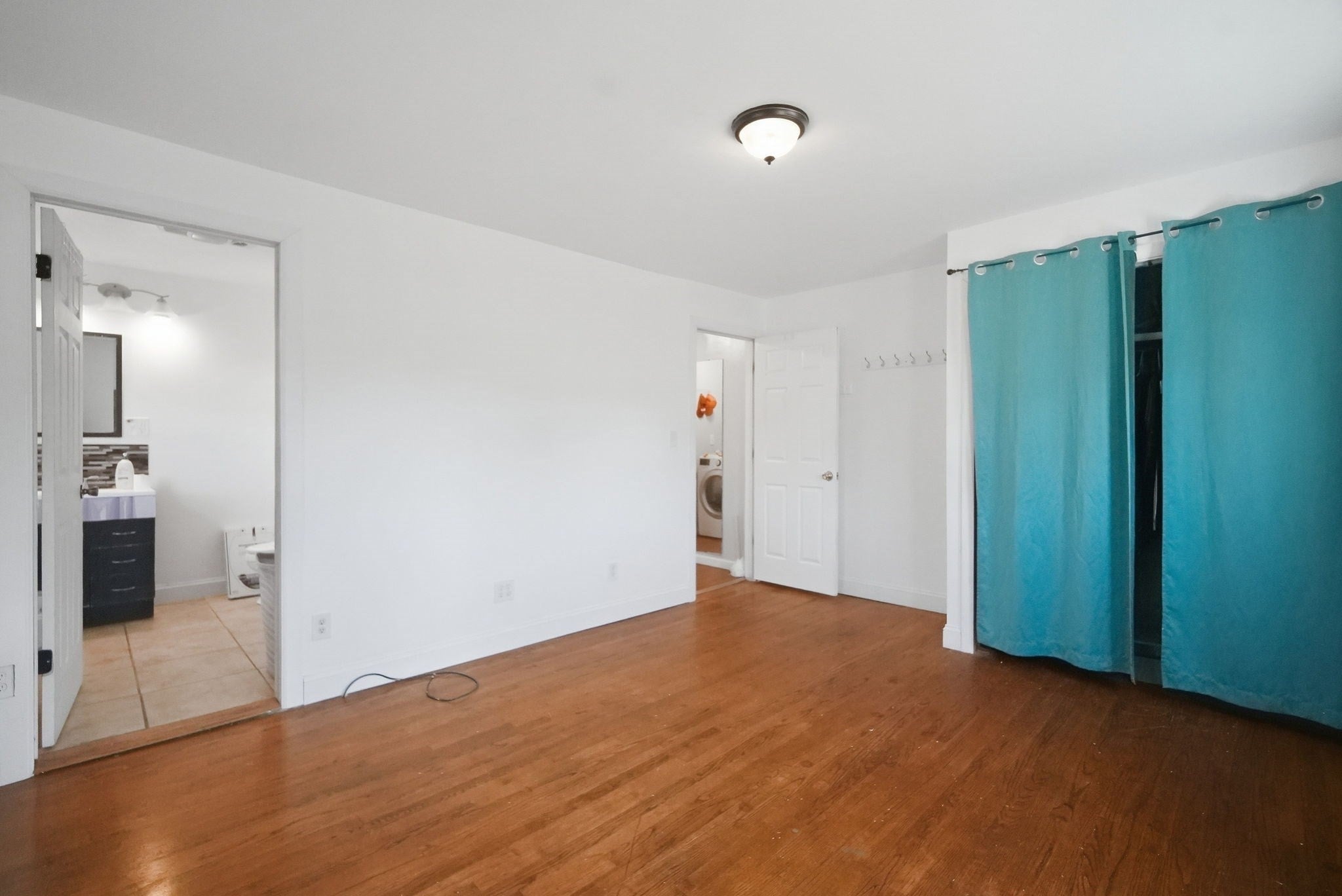 150 Lawndale St, Chicopee, MA, 150 Lawndale St, Chicopee, MA Photo #17