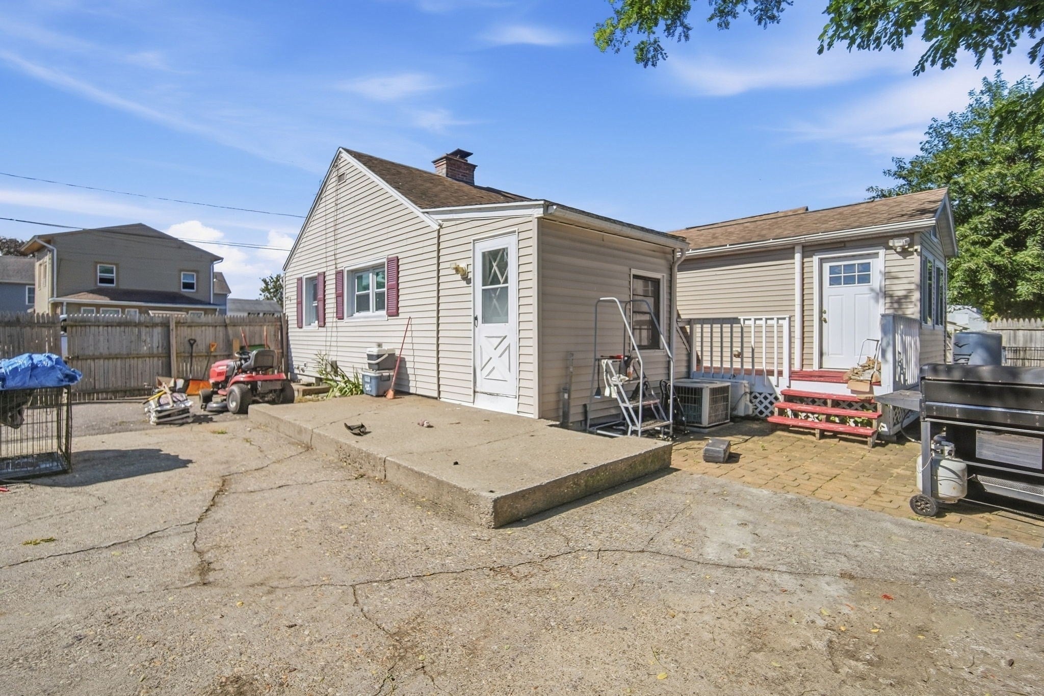 150 Lawndale St, Chicopee, MA, 150 Lawndale St, Chicopee, MA Photo #25