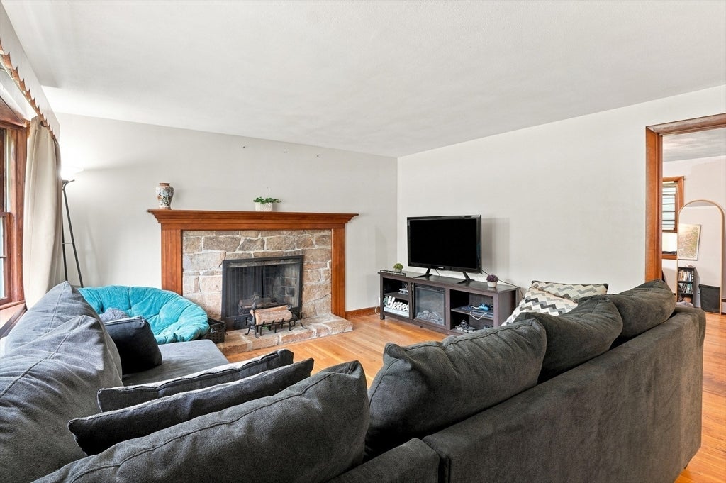3 Aldrich Avenue, Millbury, MA, 3 Aldrich Avenue, Millbury, MA Photo #9