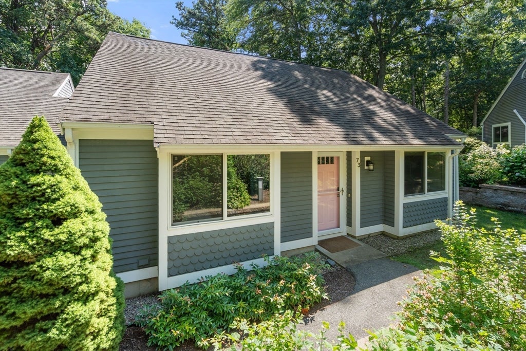 Photo of 73 Allerton Ln, Brewster, MA