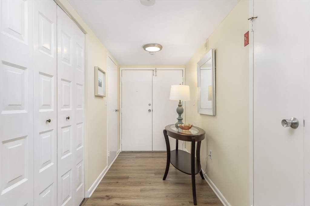 404 Paradise Road 1C