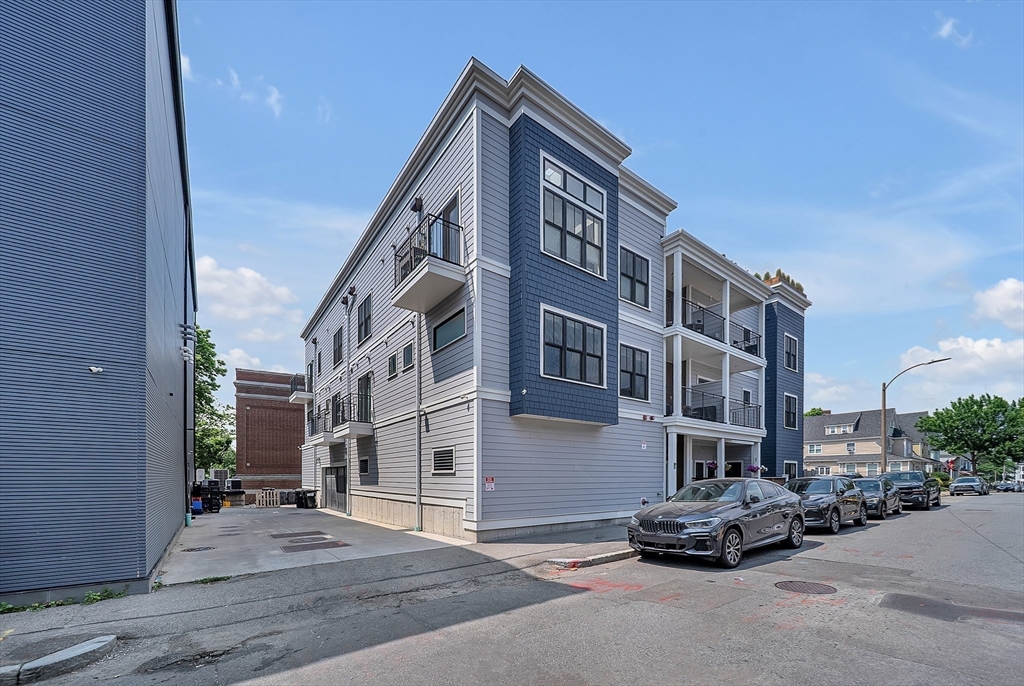 10 Sydney St 7