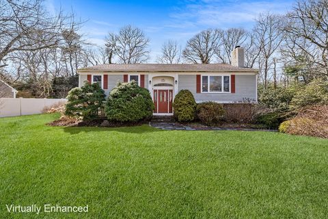 Photo of 15 Pine Valley Rd, Barnstable, MA 02601 (MLS # 73502200)