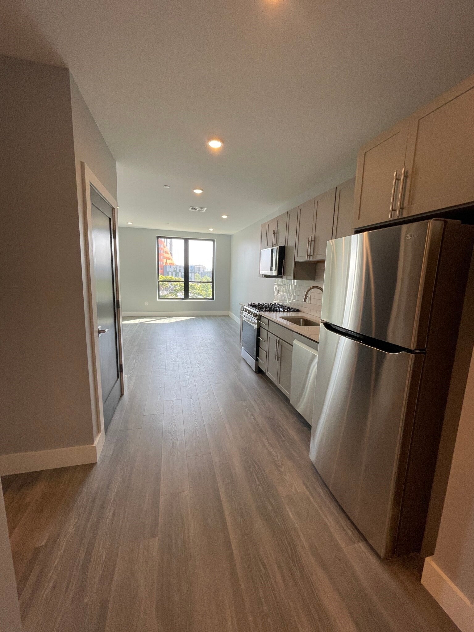 365 Western Ave #603, Boston, MA, 365 Western Ave #603, Boston, MA Photo #2