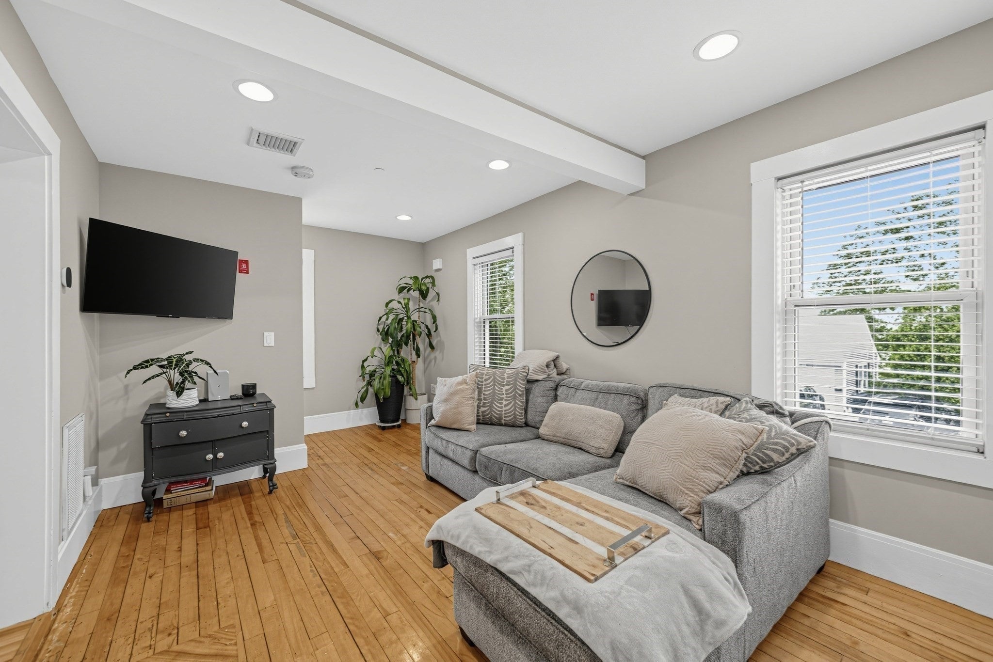 5 Russell Street #4, Amesbury, MA, 5 Russell Street #4, Amesbury, MA Photo #1