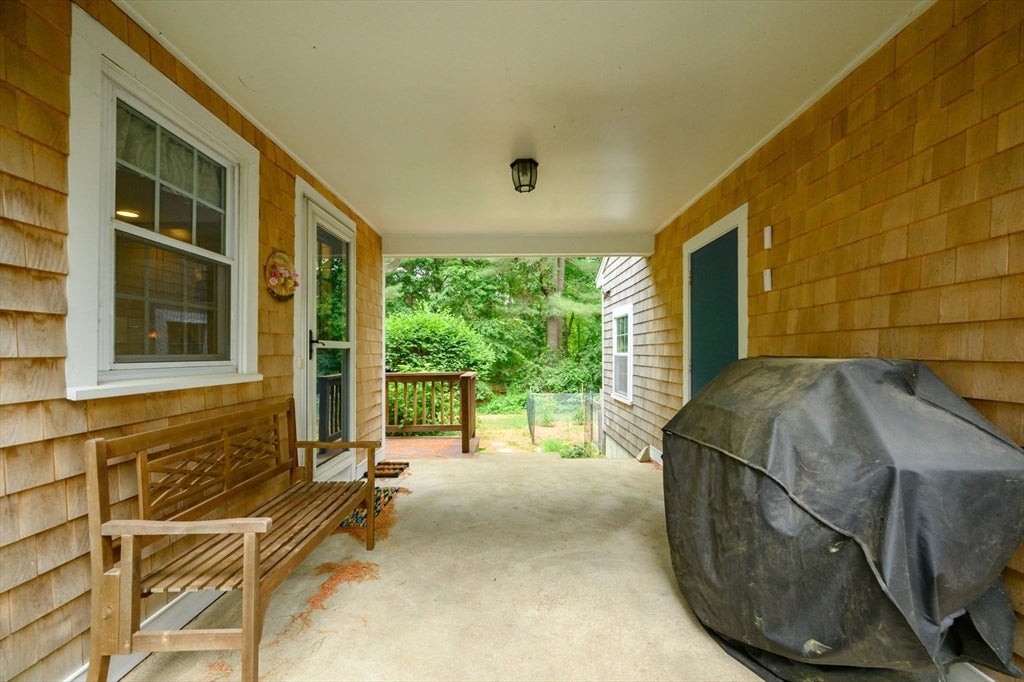 136 Elmer St