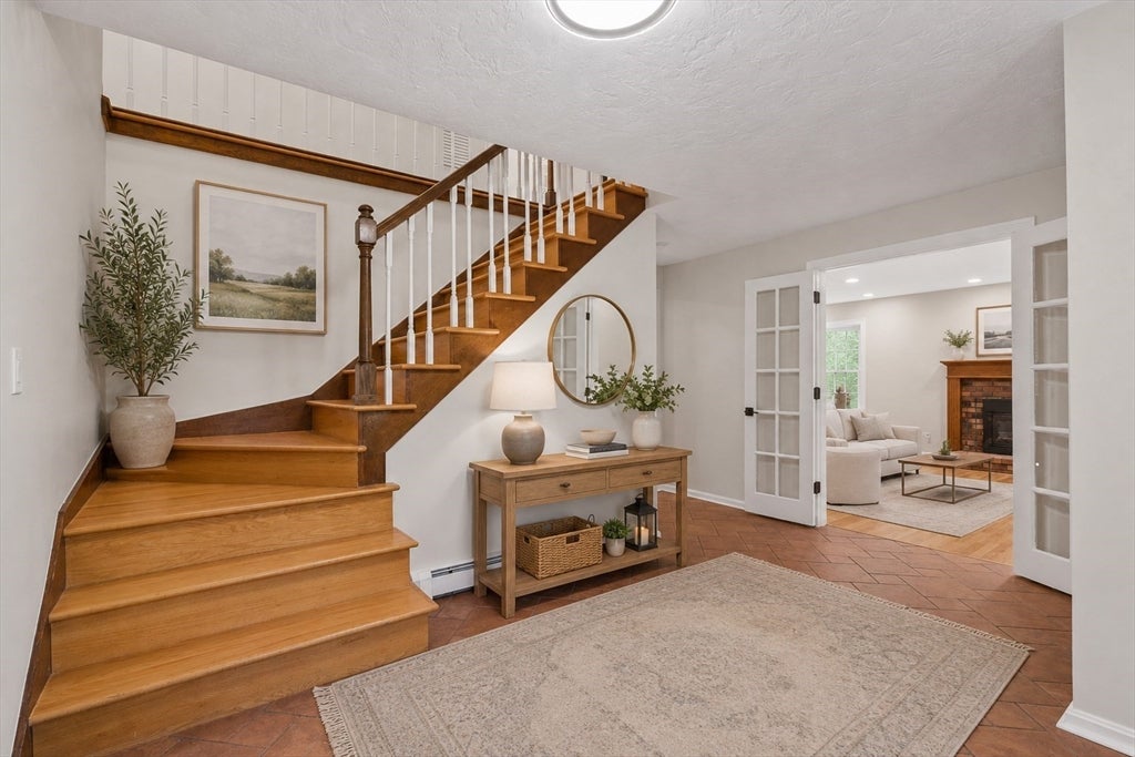 11 Crownridge Road