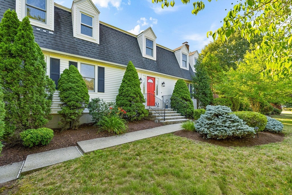 11 Crownridge Road