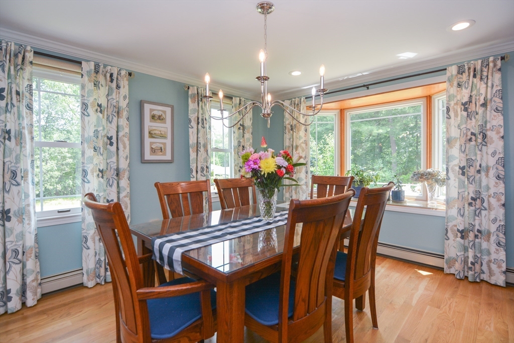 2 Crestview Dr