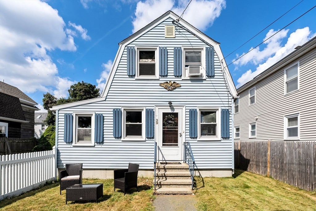 Photo of 39 Macy St, Quincy, MA