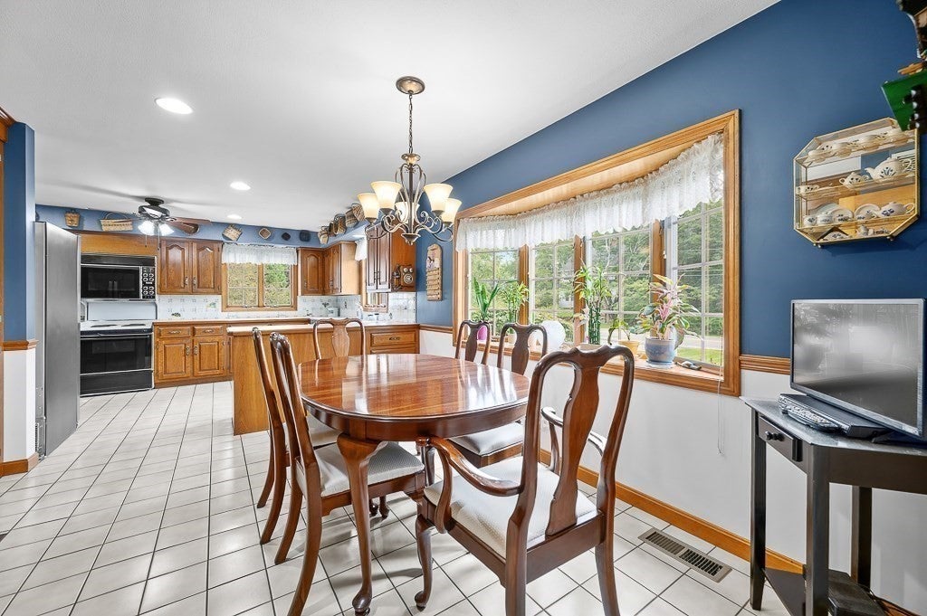 400 Boston Road, Sutton, MA Photo #12