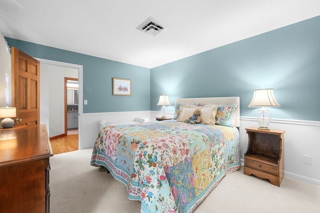 400 Boston Road, Sutton, MA Photo #32
