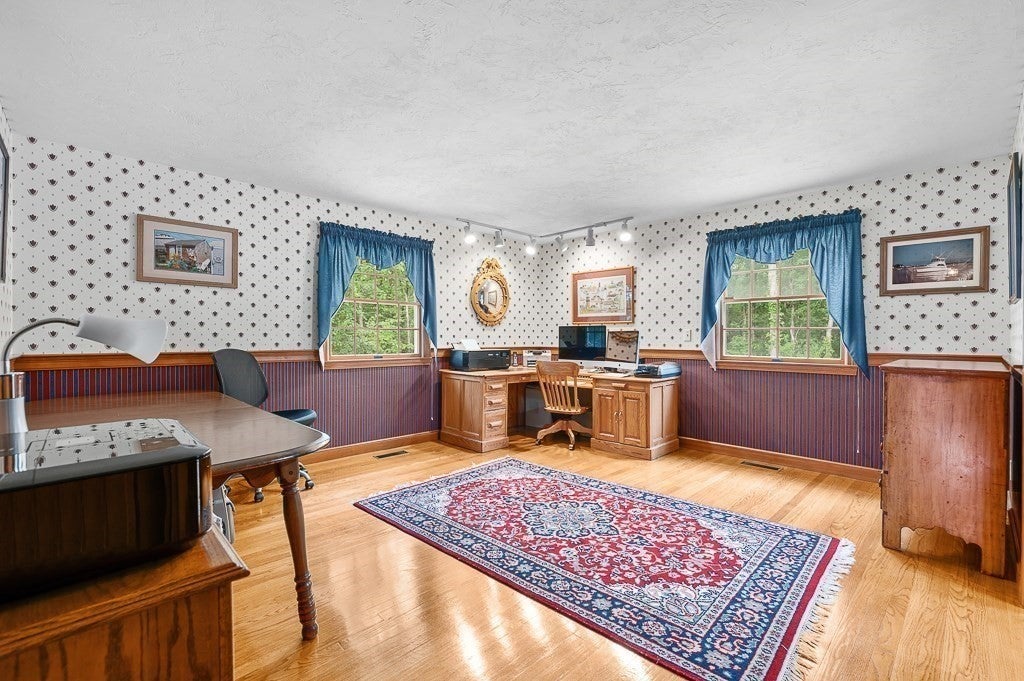 400 Boston Road, Sutton, MA Photo #28