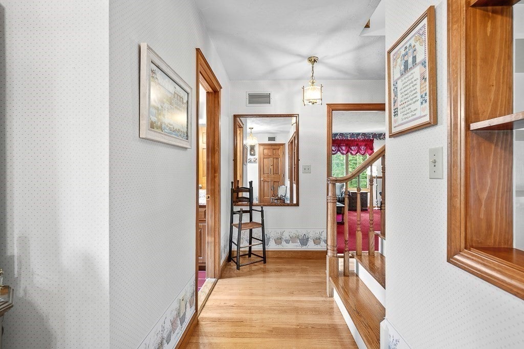 400 Boston Road, Sutton, MA Photo #21
