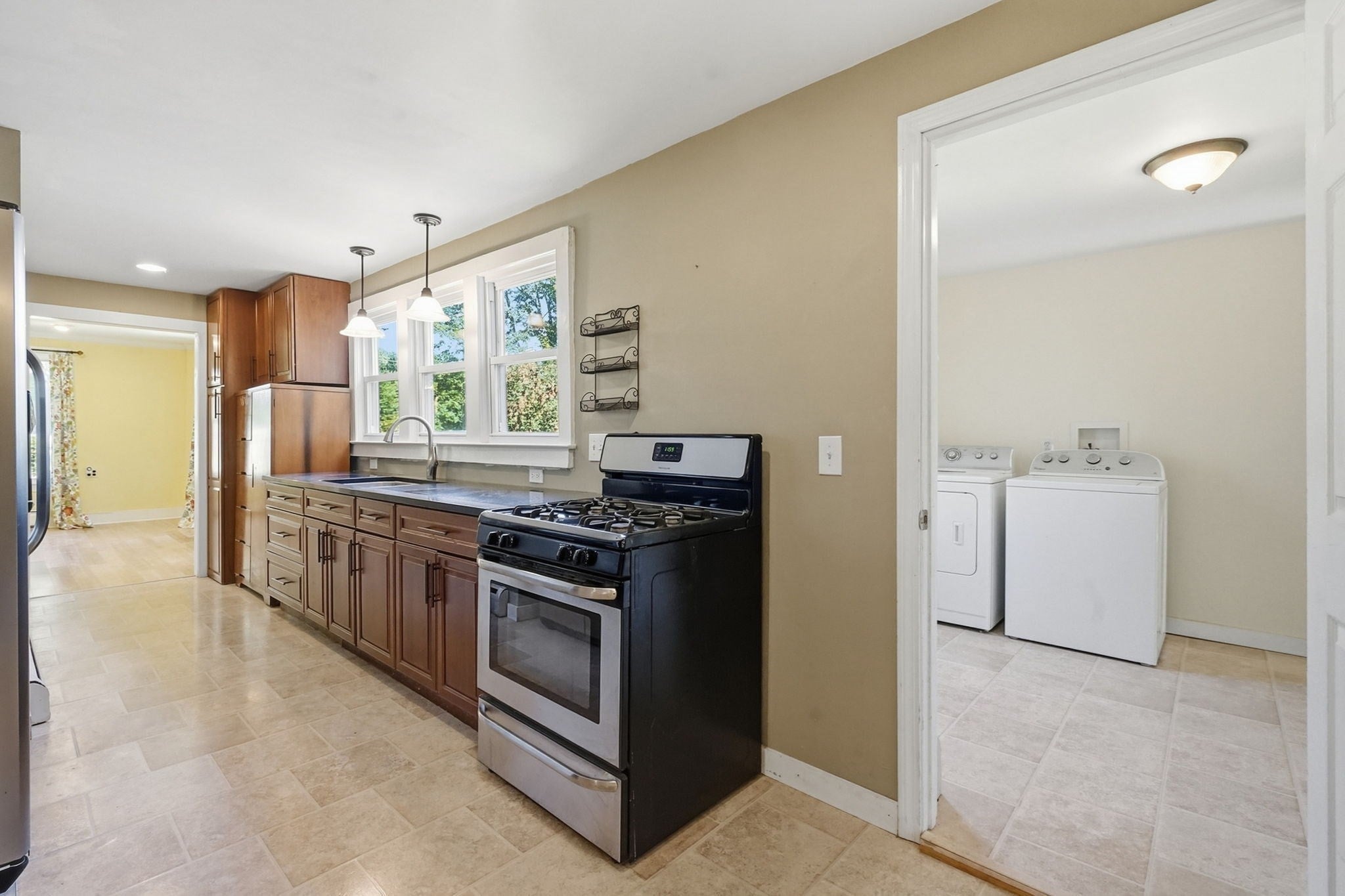 42 Jabish St, Belchertown, MA, 42 Jabish St, Belchertown, MA Photo #24