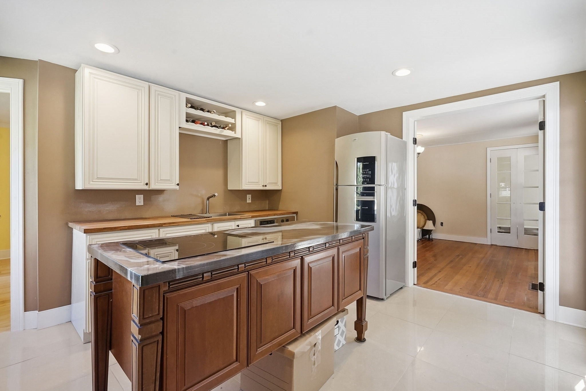 42 Jabish St, Belchertown, MA, 42 Jabish St, Belchertown, MA Photo #3