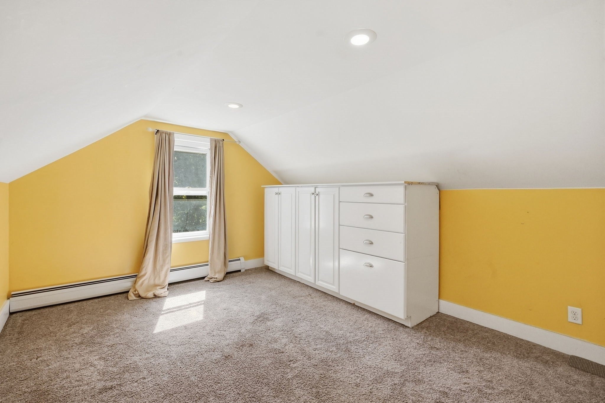 42 Jabish St, Belchertown, MA, 42 Jabish St, Belchertown, MA Photo #10