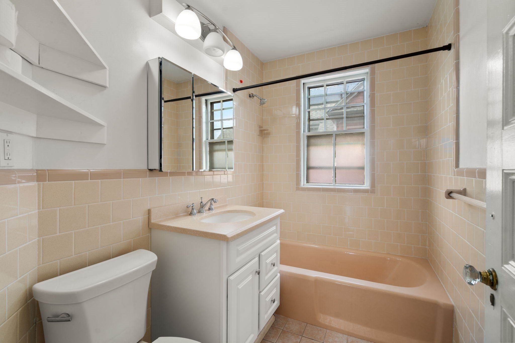 249 Crafts St, Newton, MA Photo #24
