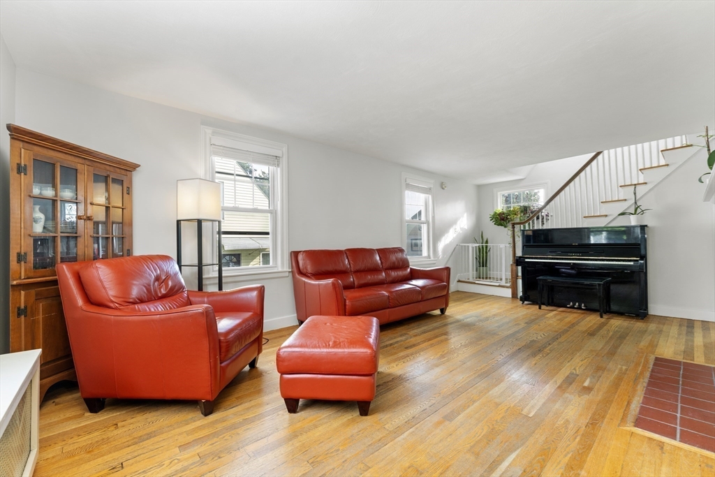 11 Gifford Dr