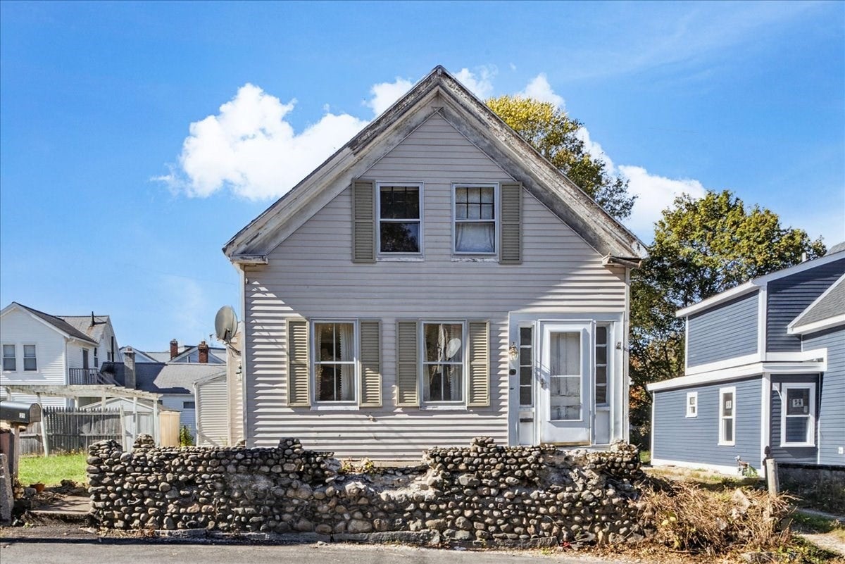 35 School St