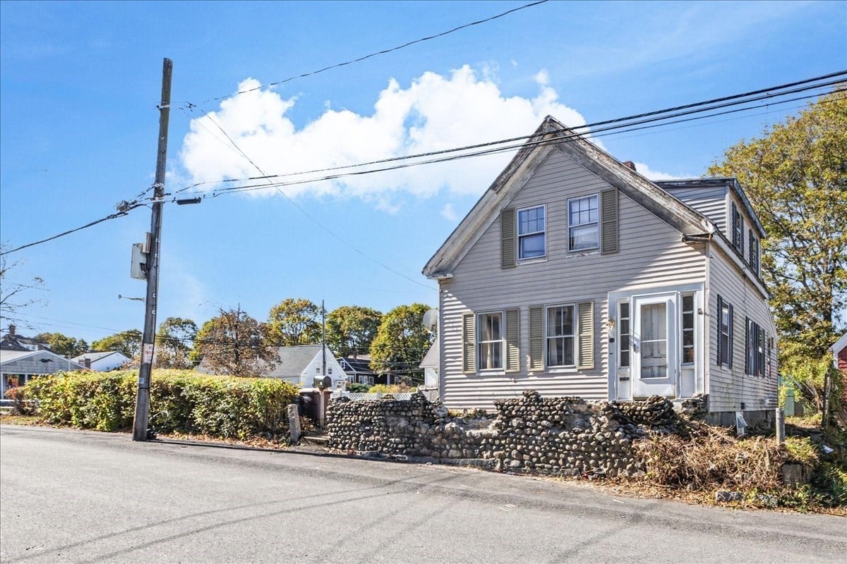 35 School St