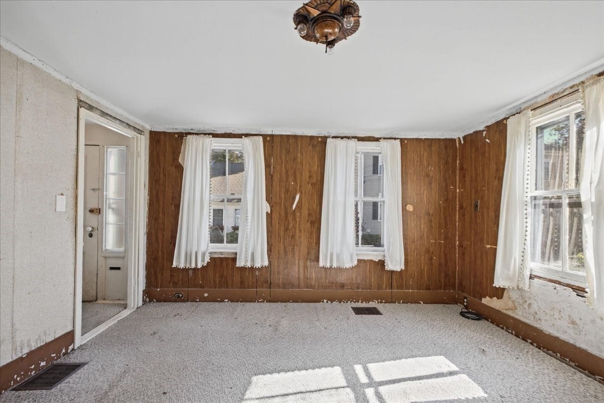 35 School St, Weymouth, MA Photo #12