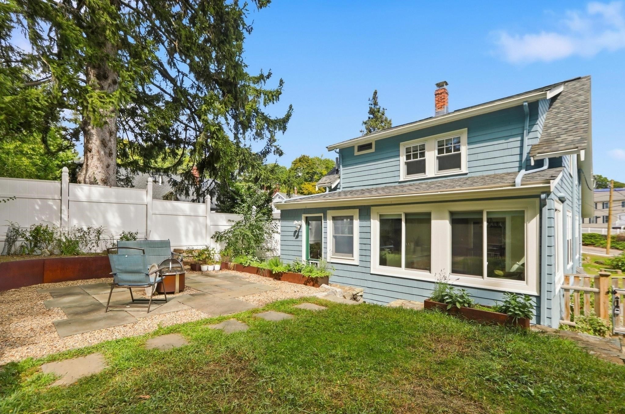 10 Governor Road, Arlington, MA, 10 Governor Road, Arlington, MA Photo #40