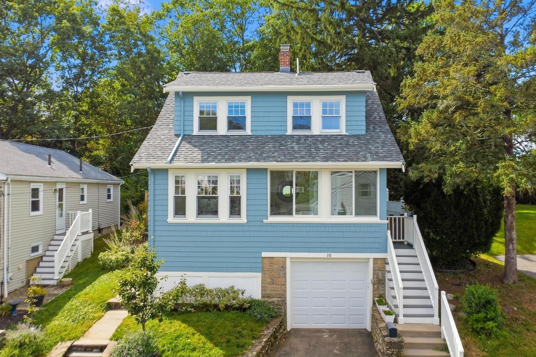Photo of 10 Governor Road, Arlington, MA