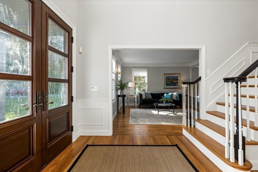 7 Northland Rd