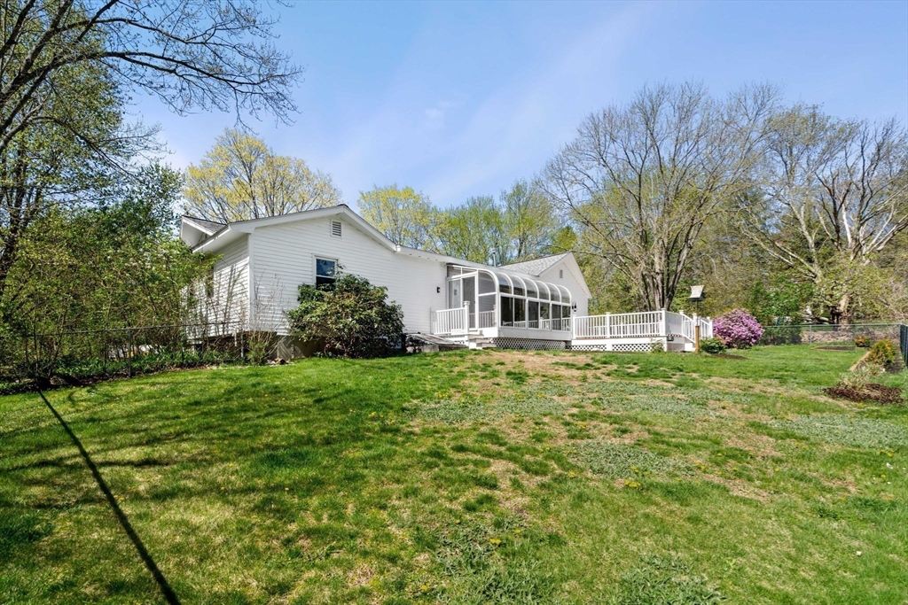 7 Turnbuckle Ln