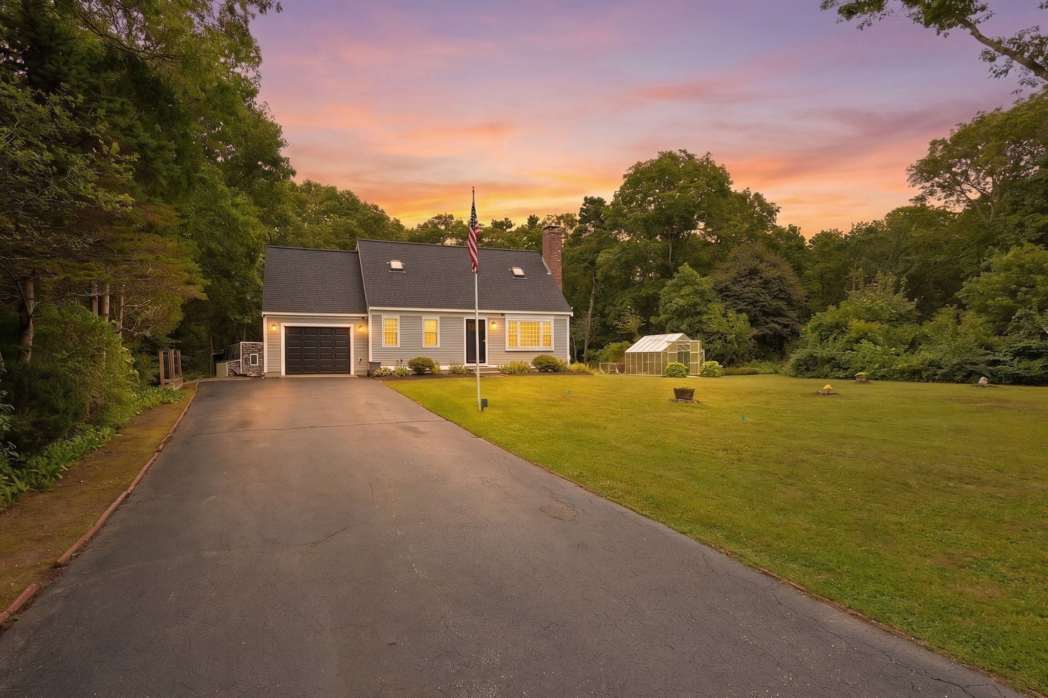 34 Commodore Ln, Barnstable, MA Photo #3
