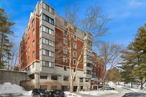 Photo of 200 Ledgewood Dr #601, Stoneham, MA 02180 (MLS # 73476602)