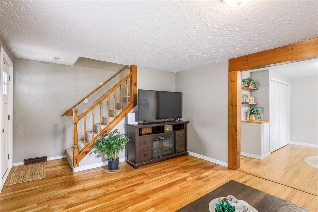 14 Amherst St