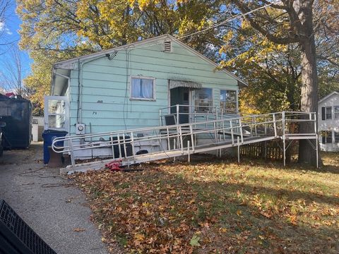 Photo of 7-B Stevens St, Lawrence, MA 01841 (MLS # 73452698)