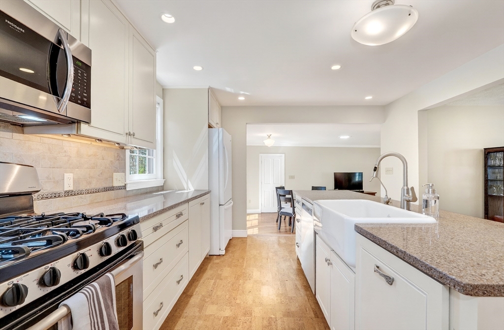 14 Beverly Rd