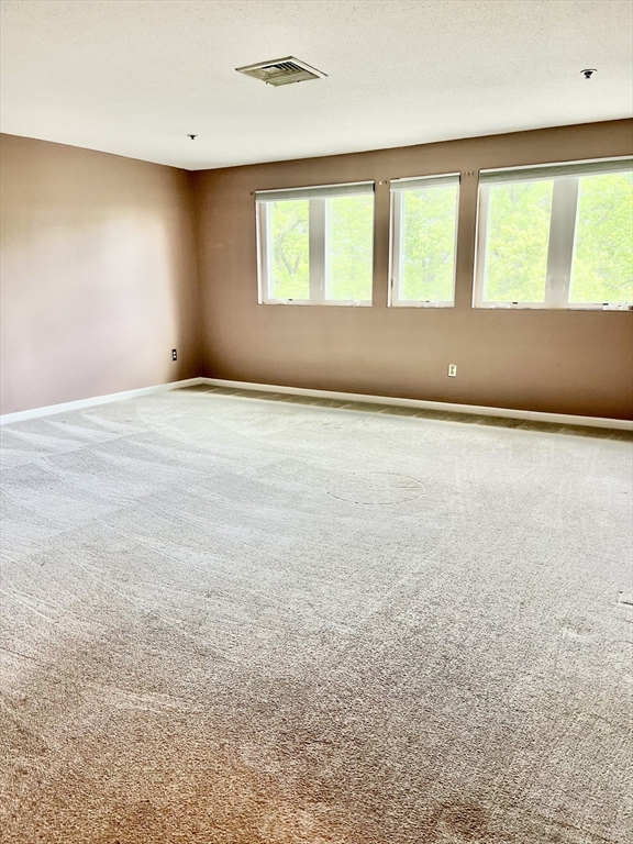 38 Dunham Road 303