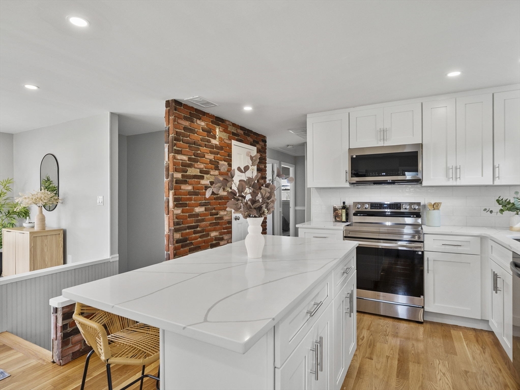 27 Hodgkins Rd