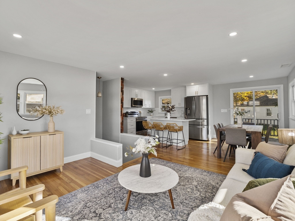 27 Hodgkins Rd