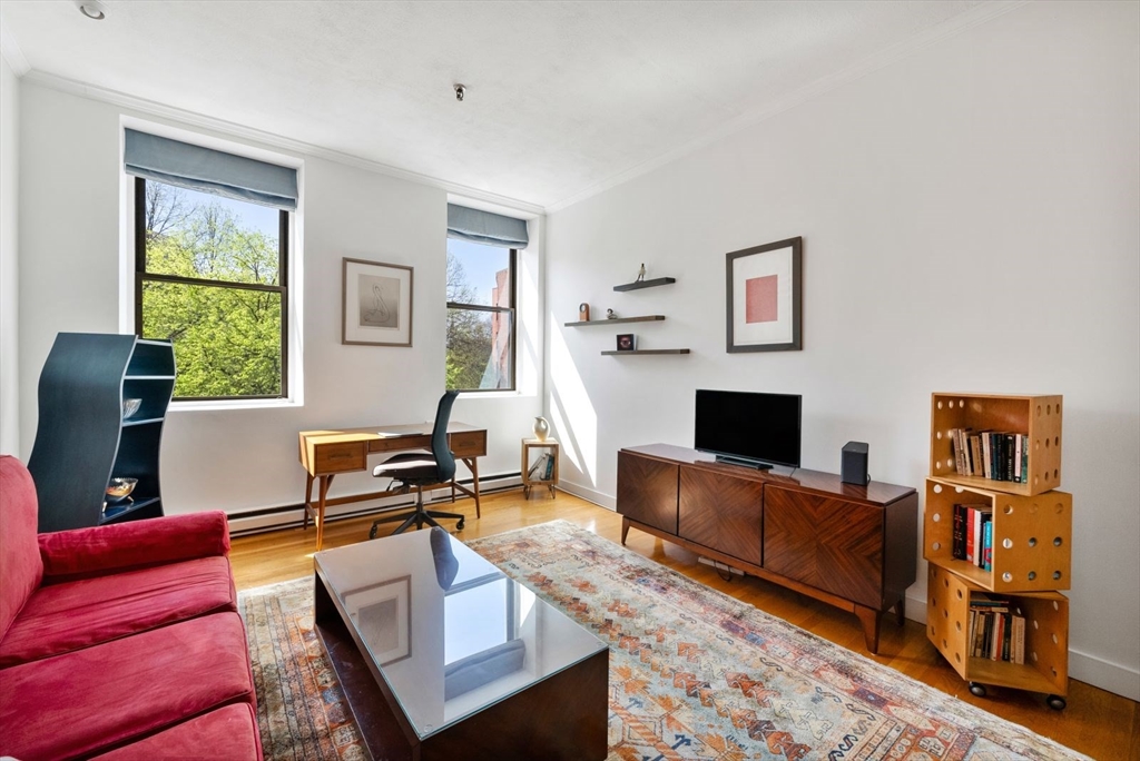 3 Appleton St 202
