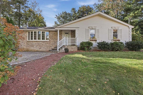 110 HELENA ST, LEOMINSTER, MA 01453 - Image db73c3ffd8804e87457ba9fe5fc02ffe/2911723183
