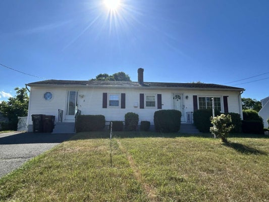 8 PATTERSON ST, WESTFIELD, MA 01085 - Image db75243e8292b385db2dec20d149dc58/2646563428