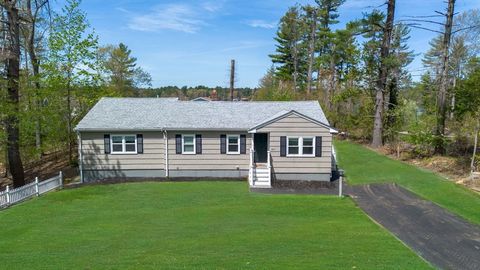 803 Center St Pembroke MA 02359
