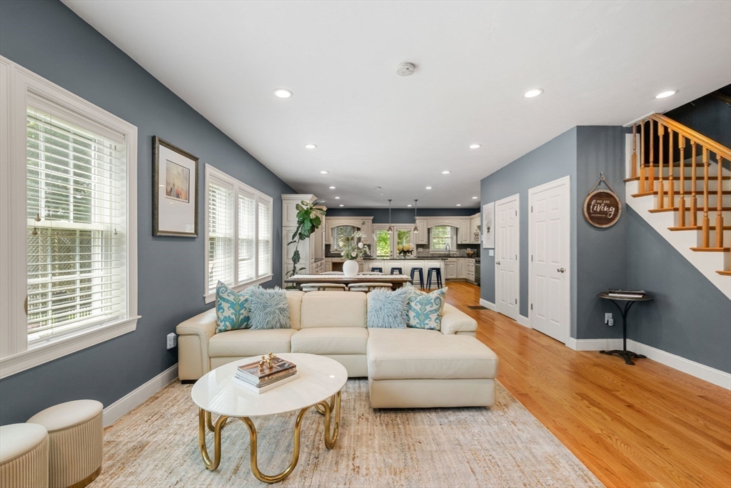 106 Edgemoor Ave