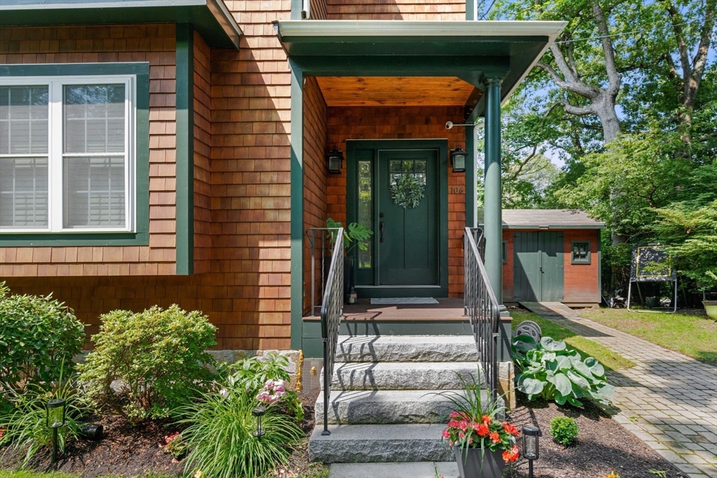 106 Edgemoor Ave