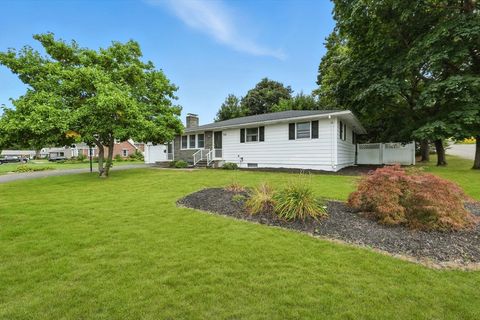 532 Winsor St Ludlow MA 01056