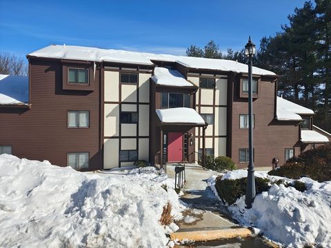 66 Highwood Drive 66 Franklin MA 02038