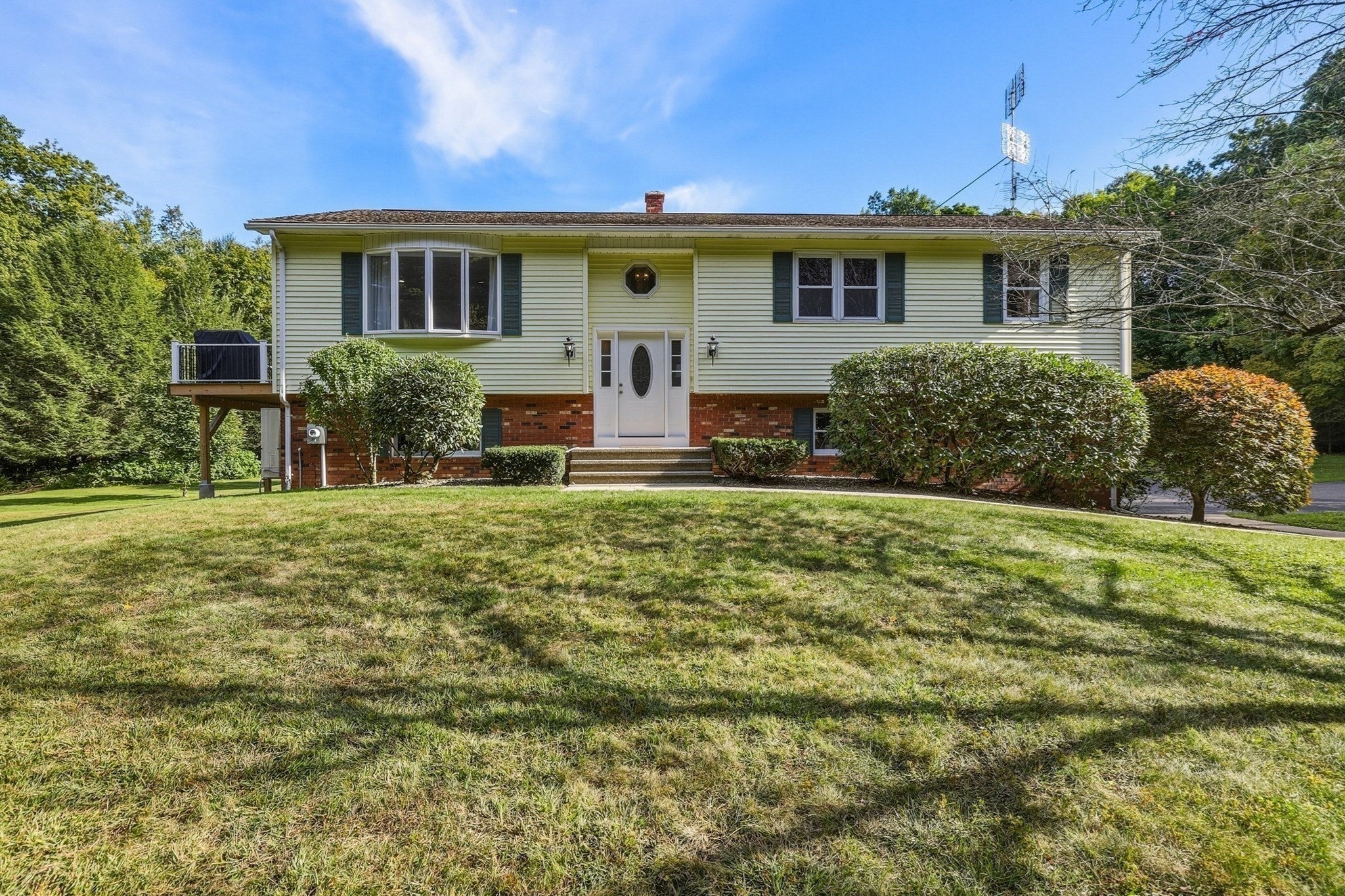 10 Nowak Avenue
