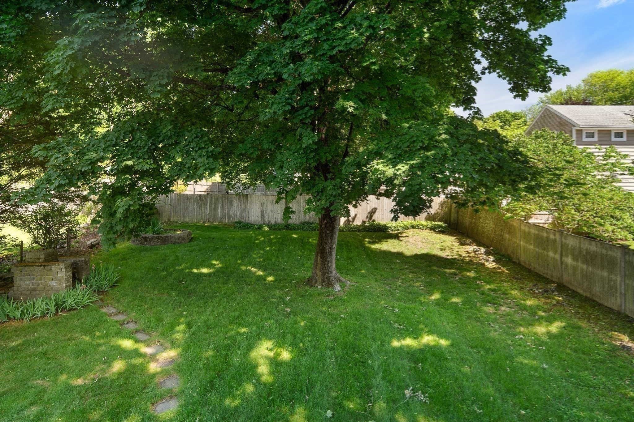 341 Washington St #2, Winchester, MA, 341 Washington St #2, Winchester, MA Photo #17