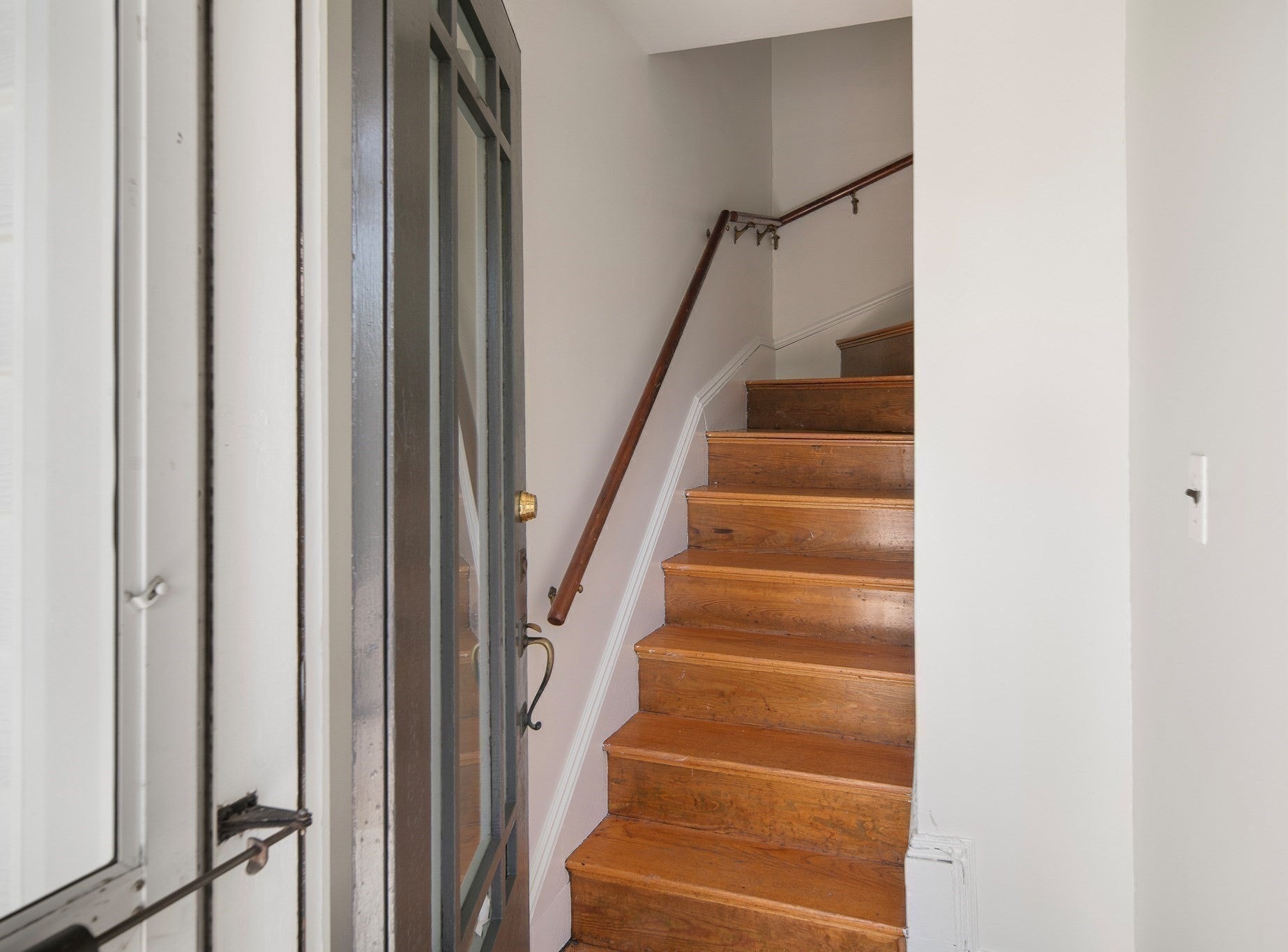 341 Washington St #2, Winchester, MA, 341 Washington St #2, Winchester, MA Photo #2