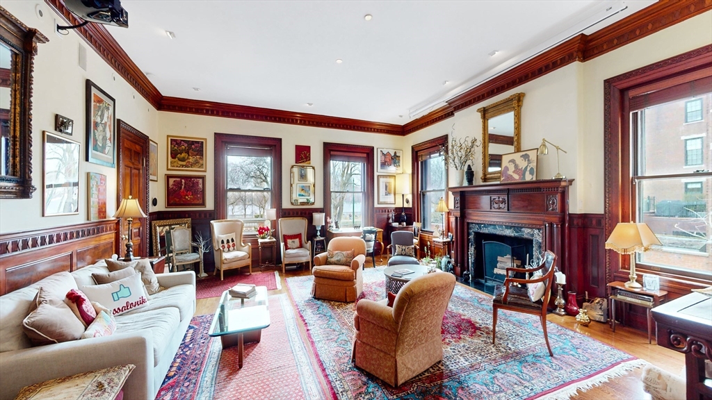 404 Beacon St 2